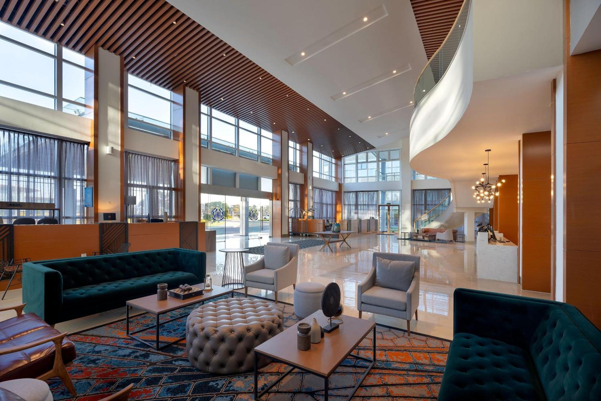 Protea Hotel By Marriott Lusaka International Airport Екстер'єр фото